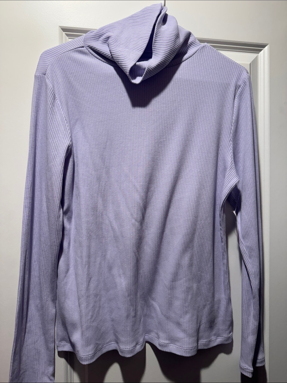 Lightweight Ribbed Turtleneck Sweater - Lavender